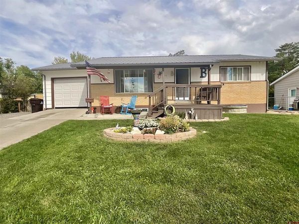 122 Spruce Drive, Montrose, CO 81401