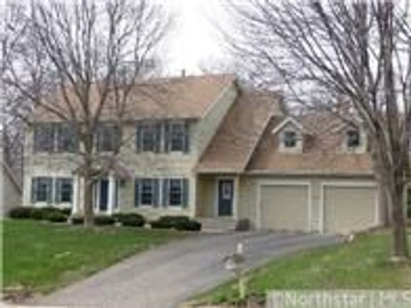 1004 Walden Court, Burnsville, MN 55337