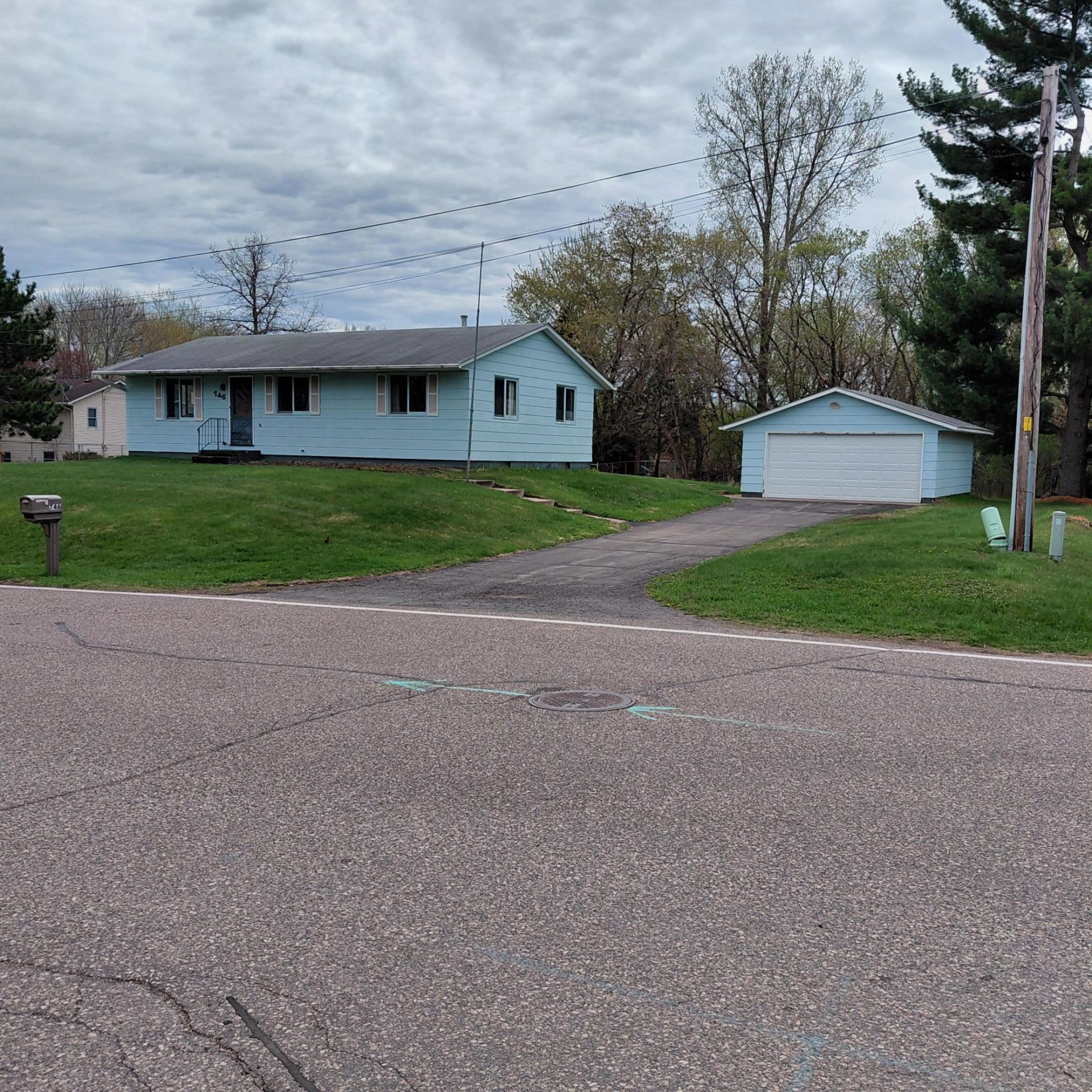 746 Stockdale Road, Vadnais Heights, MN 55127 Main Photo