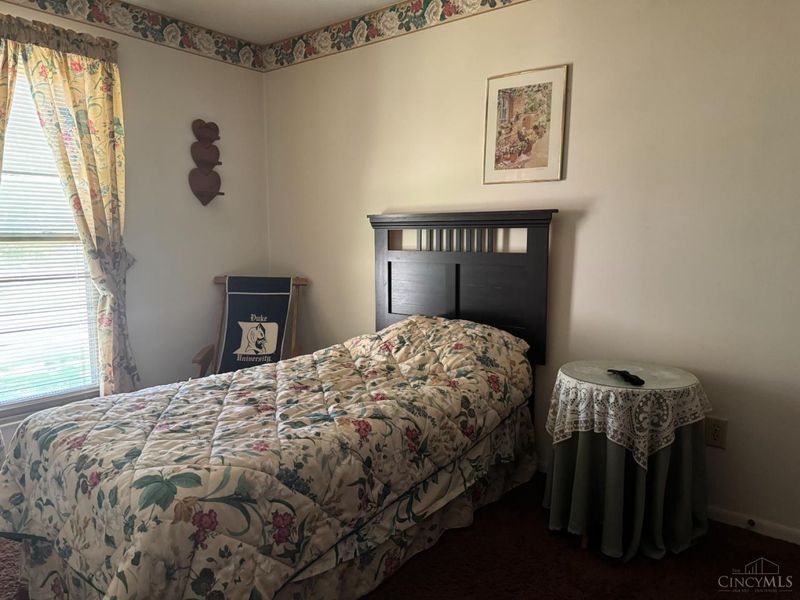 5801 Patrick Henry Drive, Miami Twp, OH 45150 Photo 10