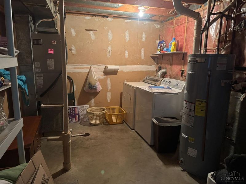 5801 Patrick Henry Drive, Miami Twp, OH 45150 Photo 16