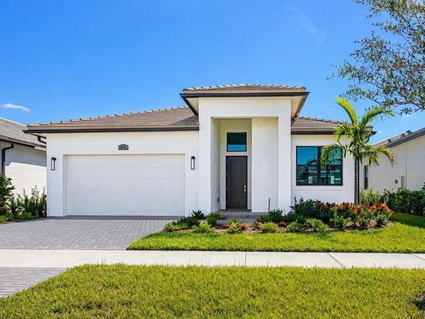 9155 SW Esule Way, Port St. Lucie, FL 34987