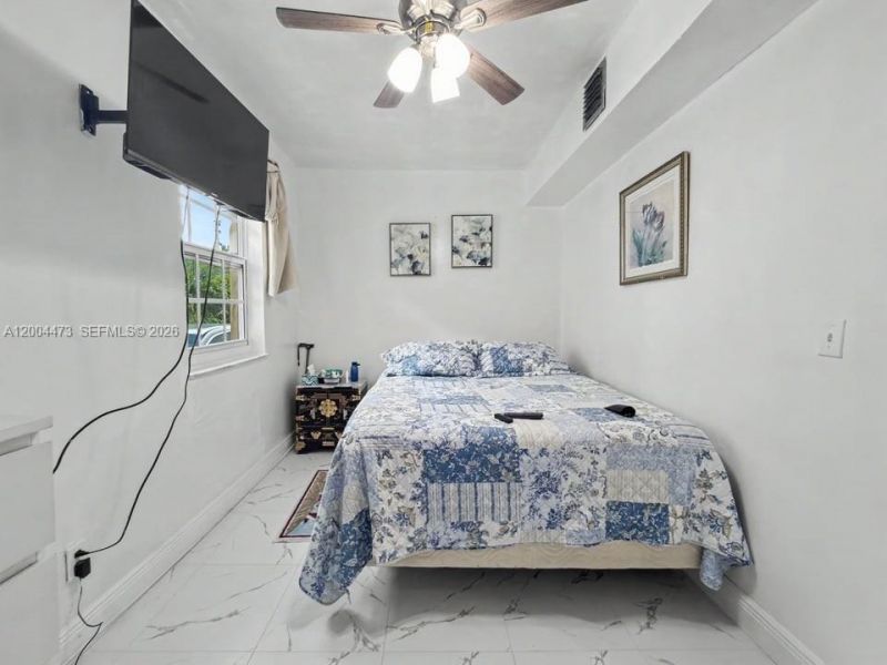 3554 SW 26th St , Miami, FL 33133 Photo