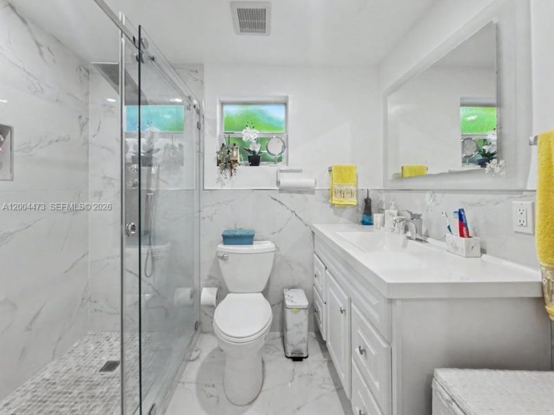 3554 SW 26th St , Miami, FL 33133 Photo