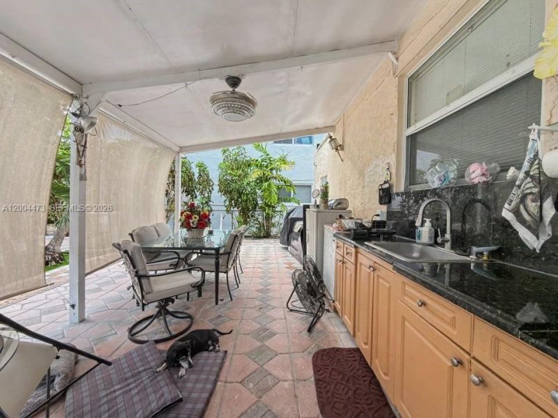 3554 SW 26th St , Miami, FL 33133 Photo