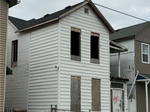 1715 E 5th Street, Dayton, OH 45403