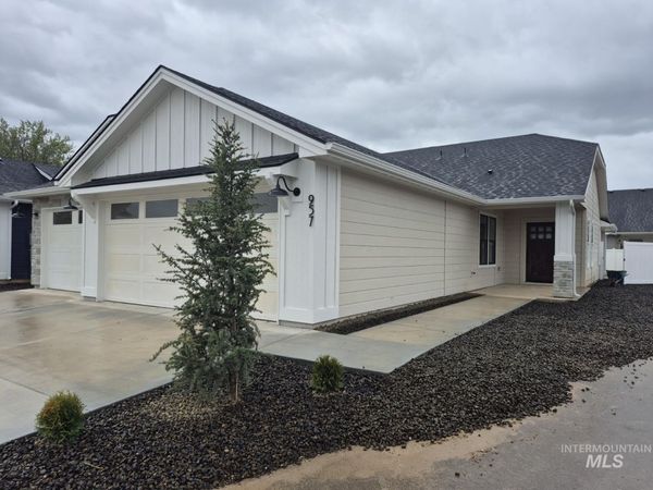957 S Almond St., Nampa, ID 83686