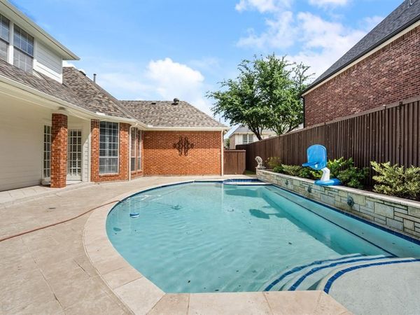 5621 Lindsey Drive , Plano, TX 75093