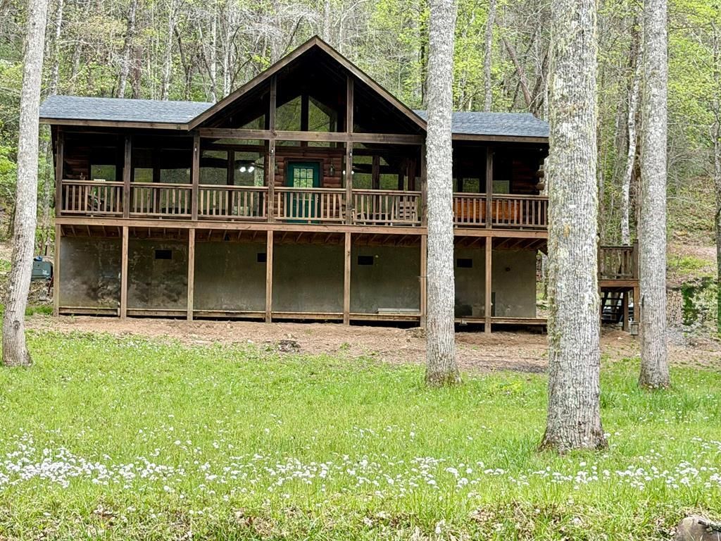 192 Nantahala Dam Road, Nantahala, NC 28781 Main Photo