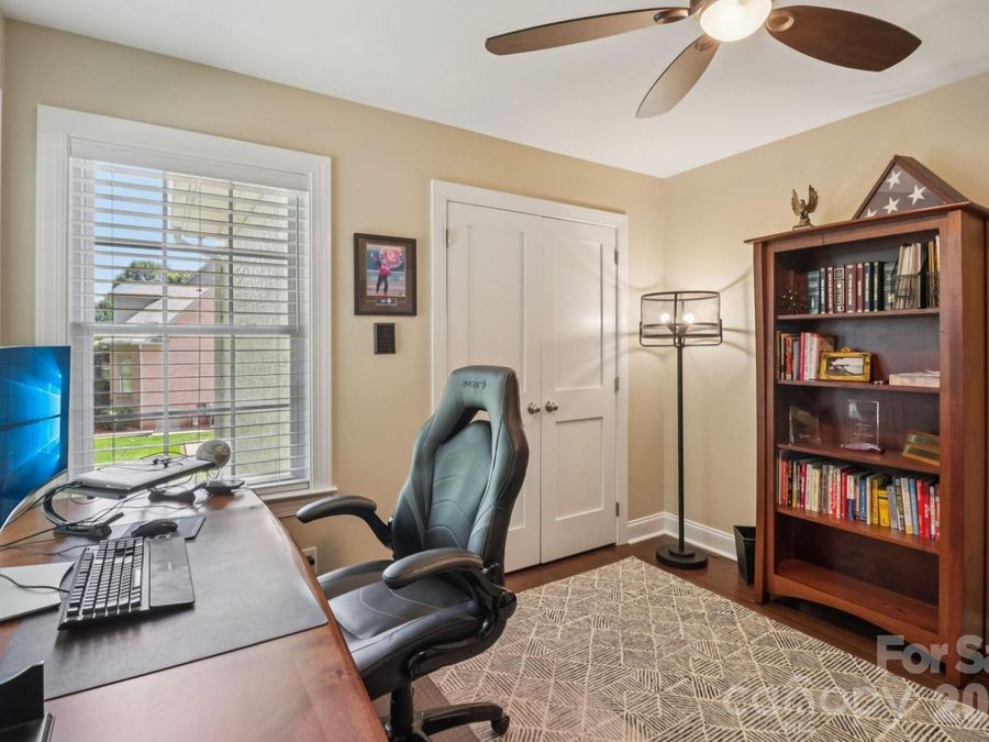 Property Image 28