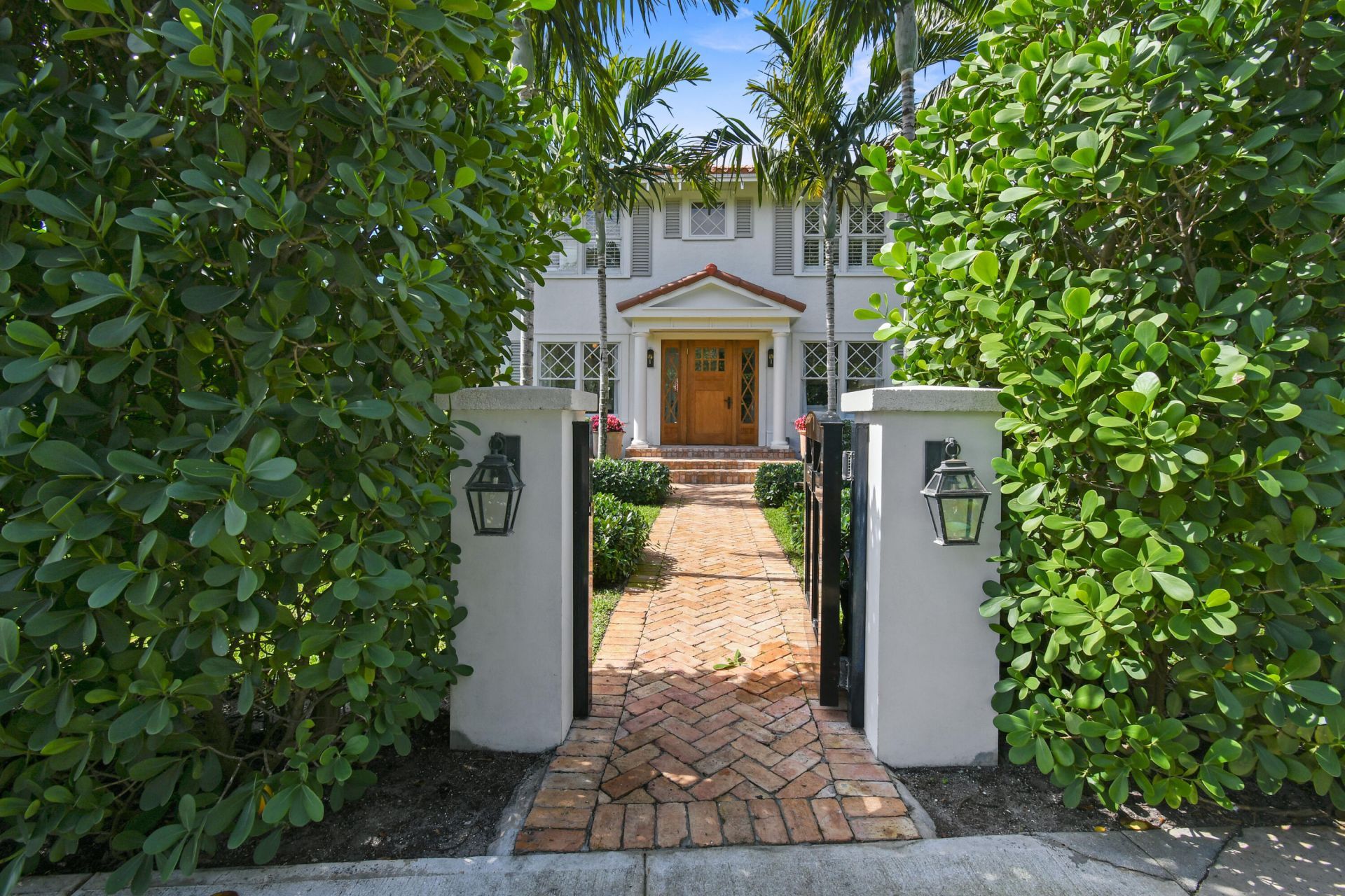 300 Buckingham Road, West Palm Beach, FL 33405 Photo