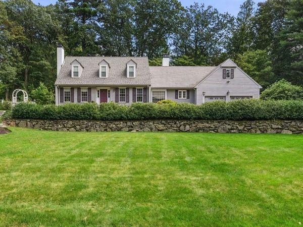 5 Raleigh Rd, Dover, MA 02030