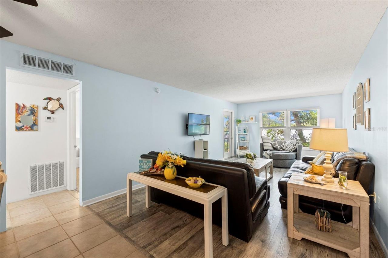 12760 Indian Rocks Road , Unit 107, Largo, FL 33774 Photo