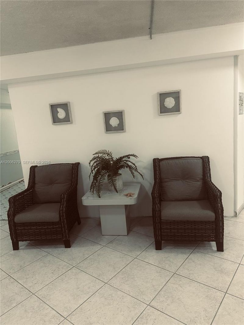 1913 S Ocean Dr, Unit 111, Hallandale Beach, FL 33009 Photo