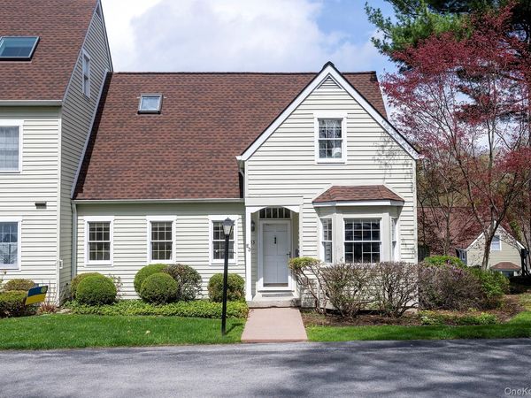 33 Upper Lane , Millbrook, NY 12545