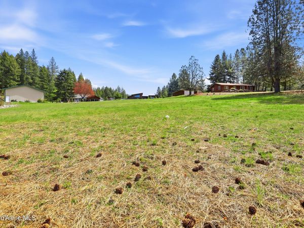 E Sunset Shores Cir , Harrison, ID 83833