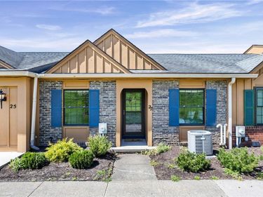 27 Huxley Way, Fairport, NY 14450