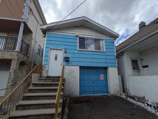 1437 Gehr Pl, North Bergen, NJ 07047