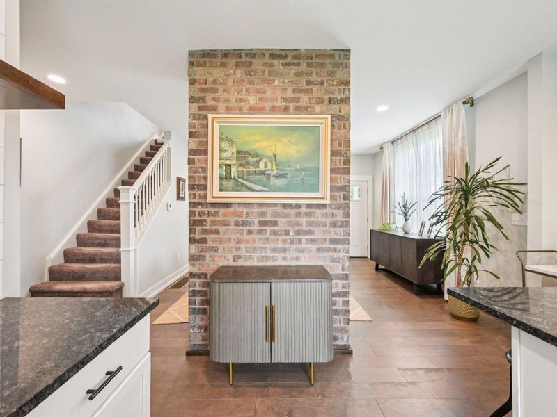 645 E 3rd Avenue, Columbus, OH 43201 Photo 18