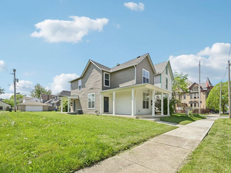 645 E 3rd Avenue, Columbus, OH 43201 Photo 2