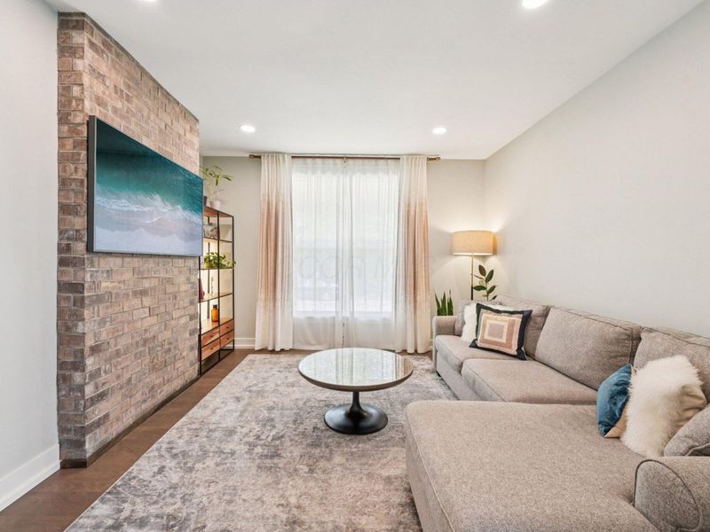 645 E 3rd Avenue, Columbus, OH 43201 Photo 22