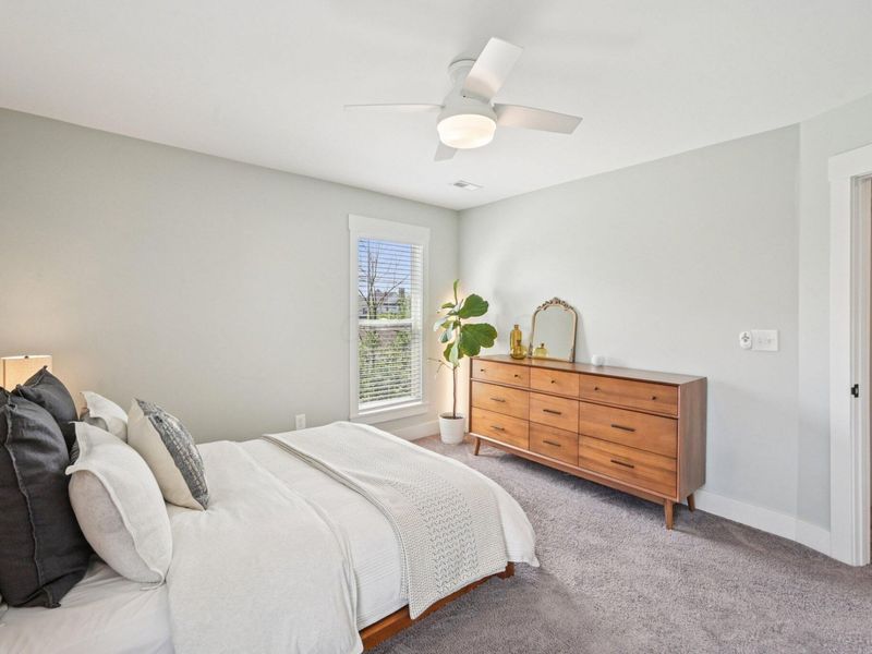 645 E 3rd Avenue, Columbus, OH 43201 Photo 37