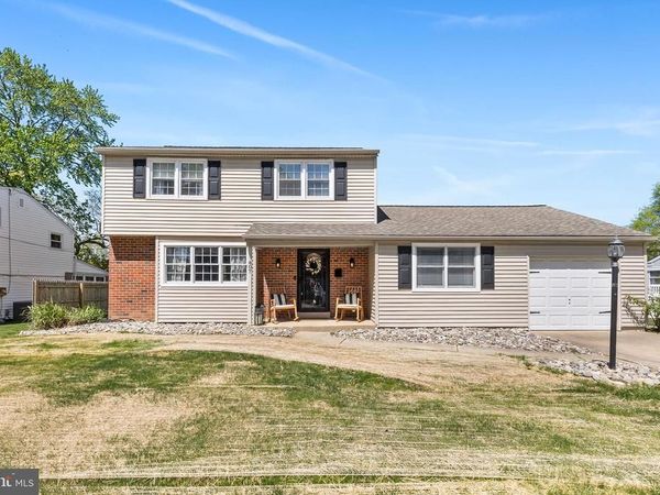 407 BRANDYWINE BOULEVARD, TALLEYVILLE, DE 19803