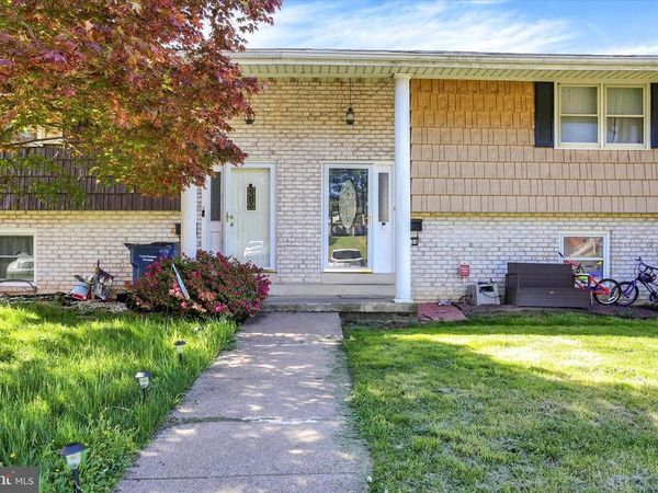 1884 MARKET STREET EXTENSION , MIDDLETOWN, PA 17057