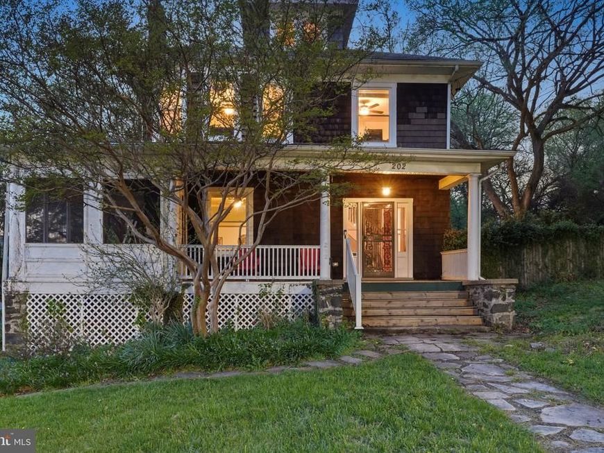 202 S Athol Avenue, Baltimore, MD 21229 Main Photo