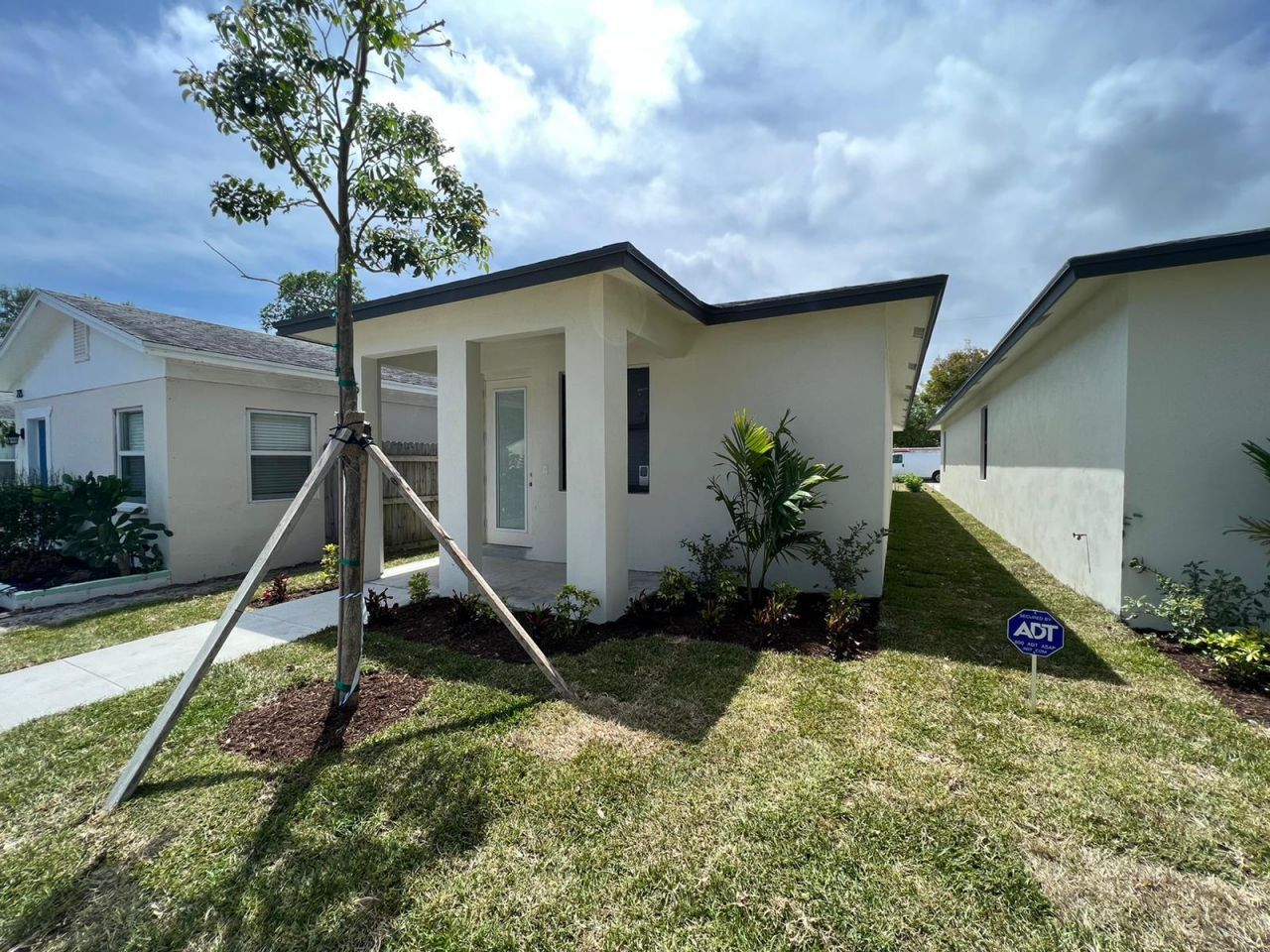 227 N E Street, Lake Worth Beach, FL 33460 Photo