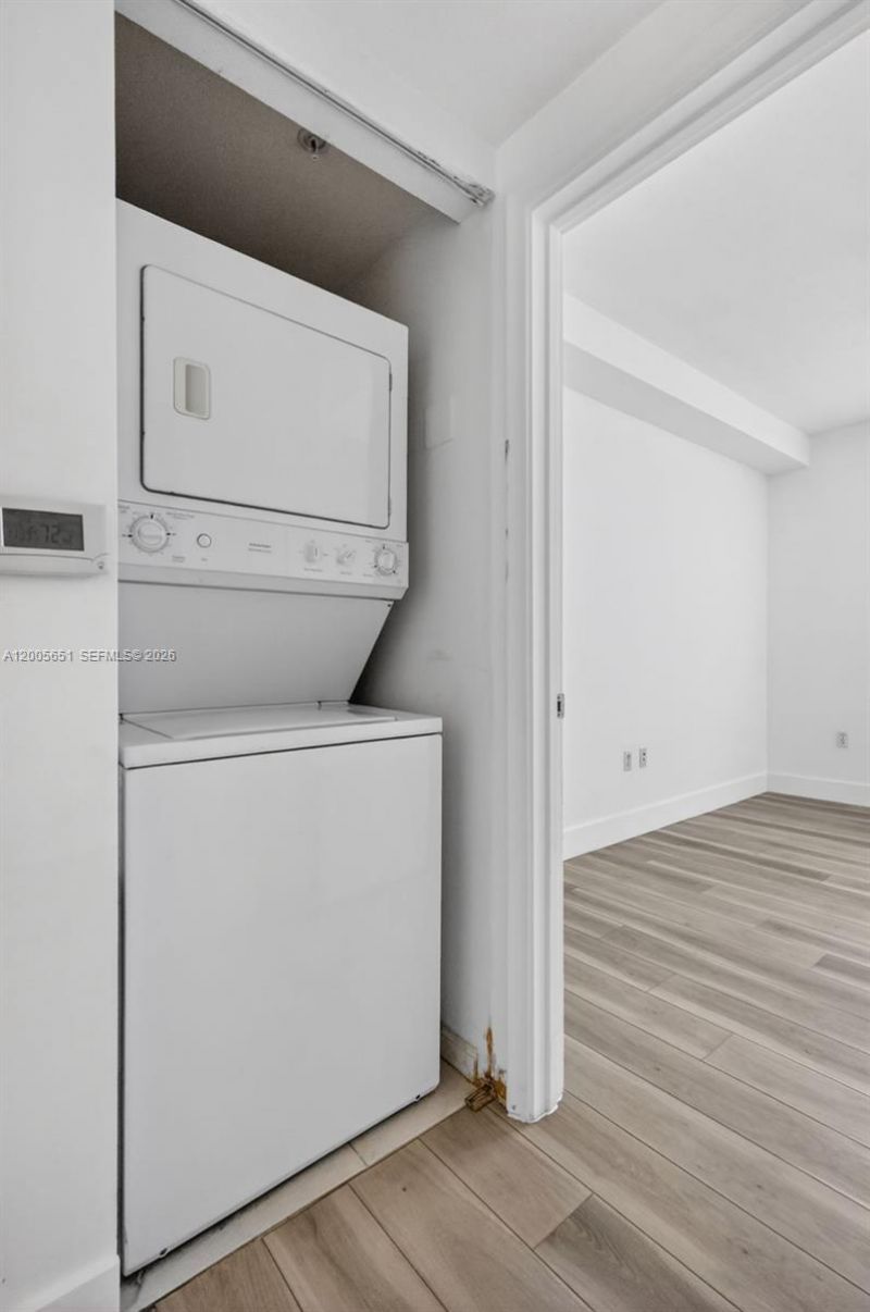 2775 NE 187th St , Unit 202, Aventura, FL 33180 Photo