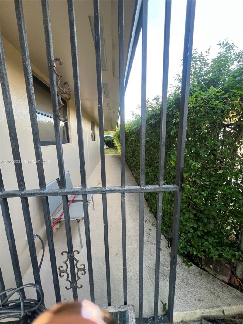 9945 SW 164th Ter , Unit 1, Miami, FL 33157 Photo