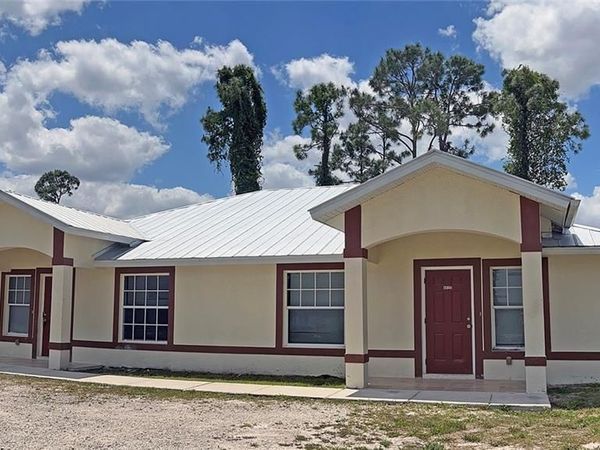 4653-4655 29th ST SW, LEHIGH ACRES, FL 33973