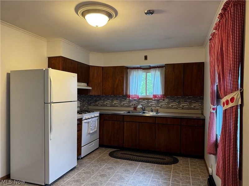 179 E Grover Street, Killbuck, OH 44637 Photo 12