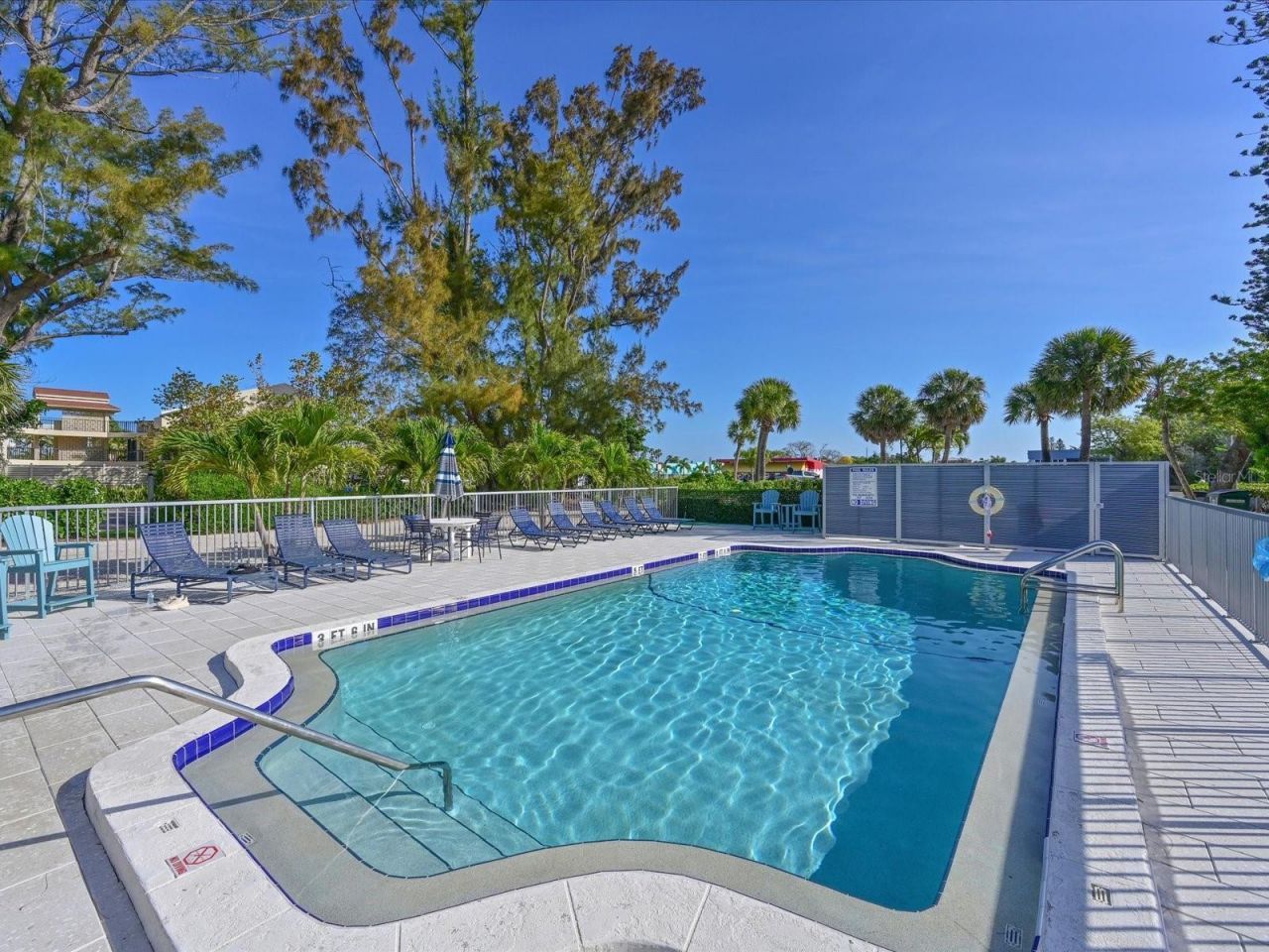 5591 Gulf Of Mexico Drive, Unit 4, Longboat Key, FL 34228 Photo