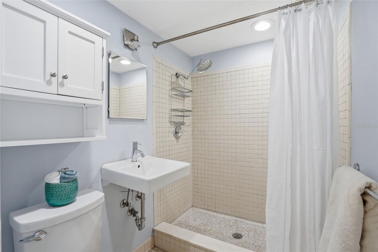145 10th Avenue N, Unit 1, Saint Petersburg, FL 33701 Photo
