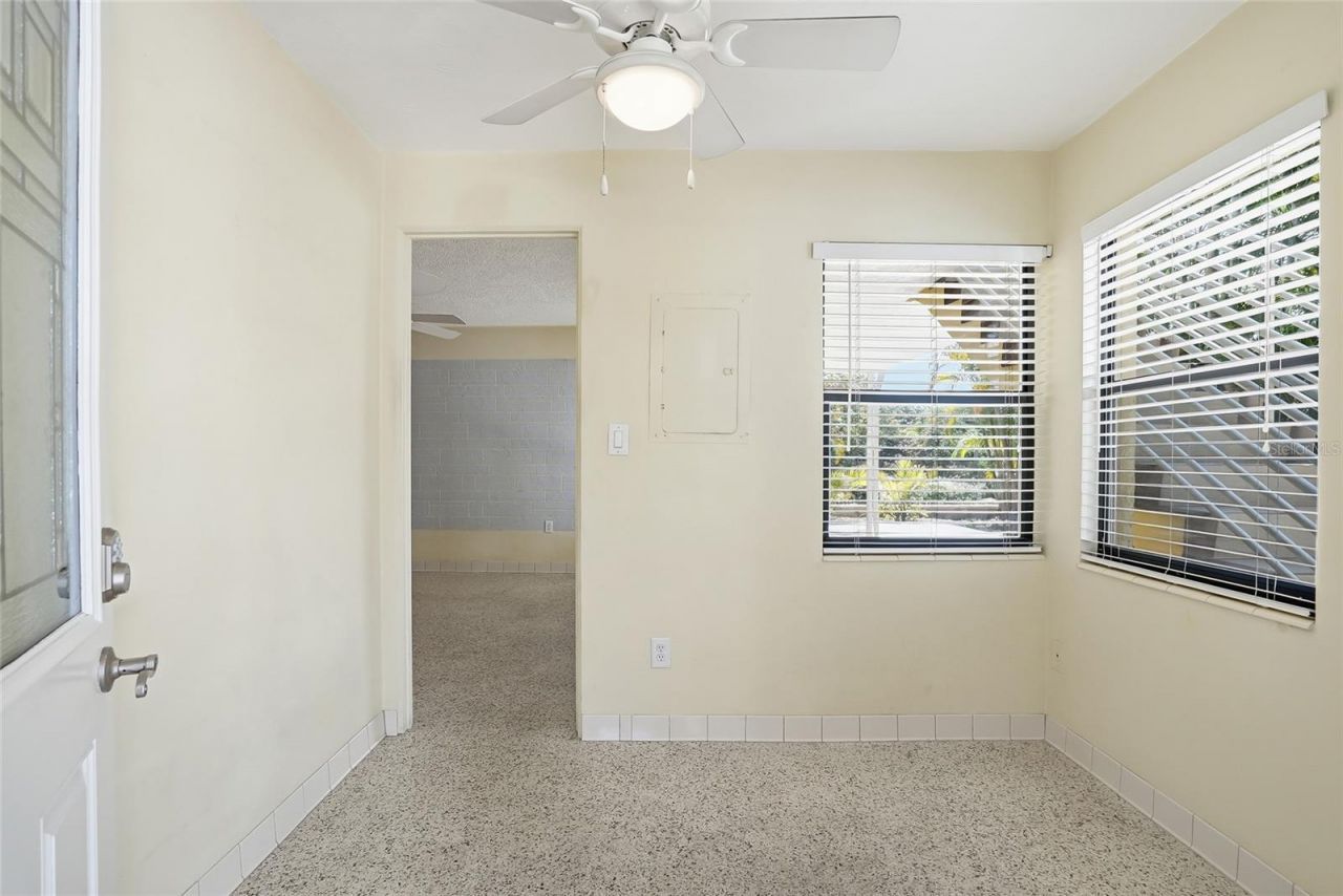 145 10th Avenue N, Unit 1, Saint Petersburg, FL 33701 Photo