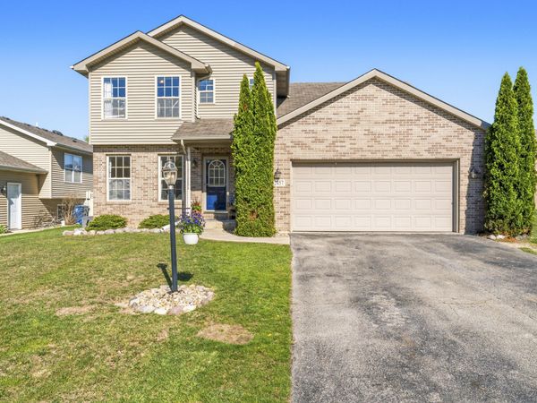 12457 Rush Street , Crown Point, IN 46307