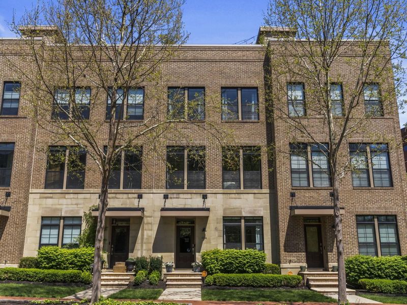 884 Burr Avenue, Unit 20, Grandview, OH 43212 Photo 1