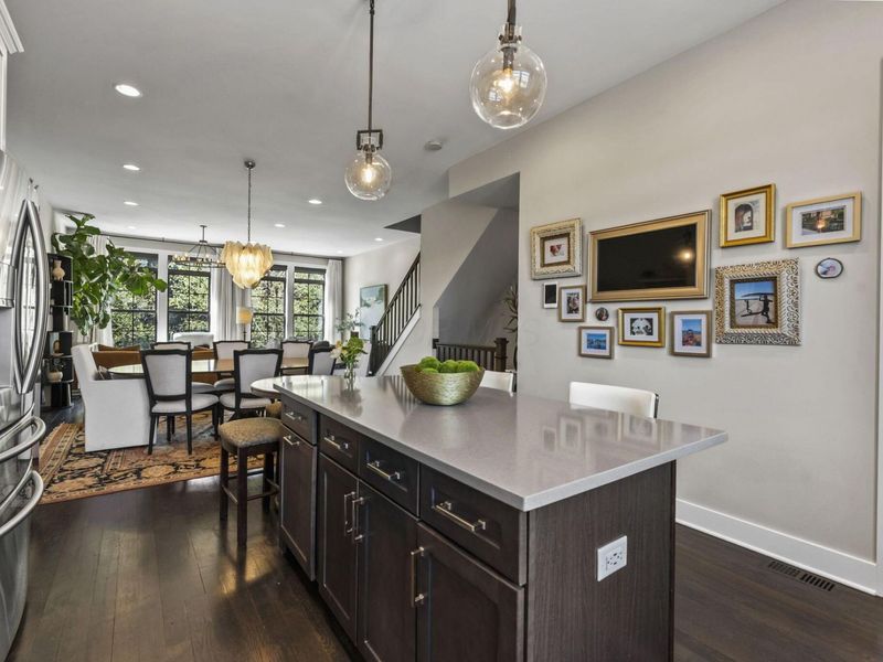 884 Burr Avenue, Unit 20, Grandview, OH 43212 Photo 13