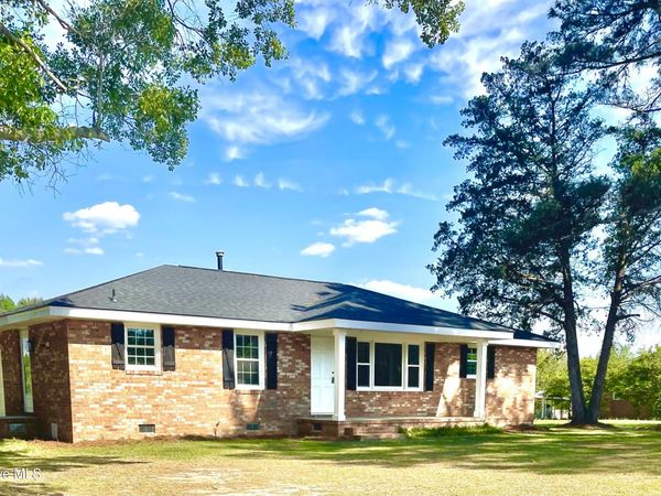 7511 Bakertown Road E, Elm City, NC 27822