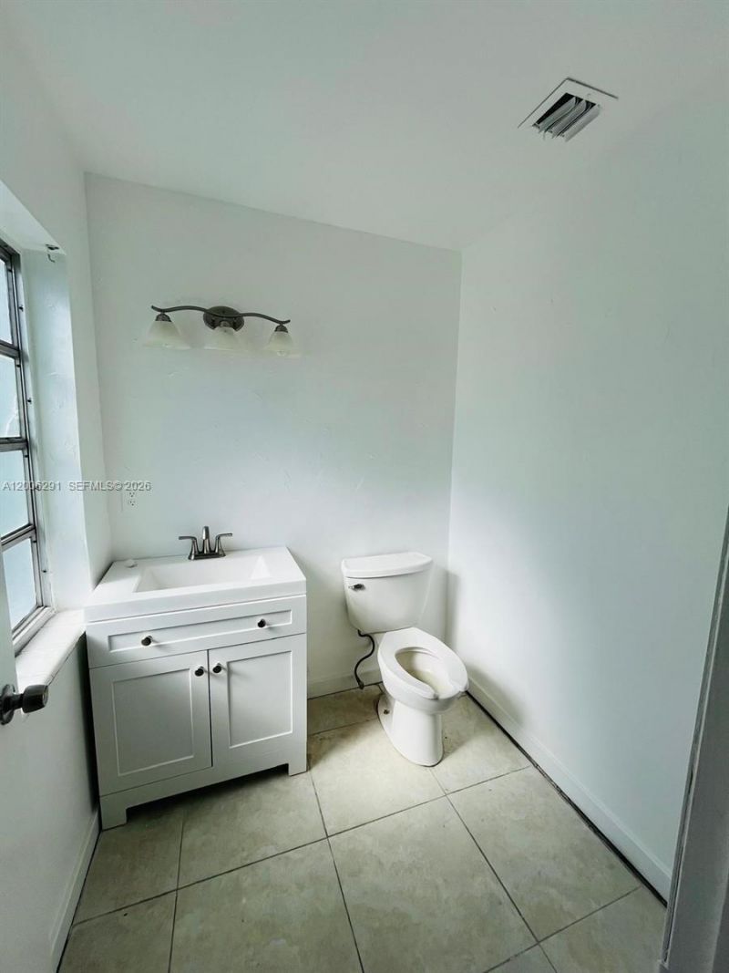 810 NW 1st Ave , Boca Raton, FL 33432 Photo