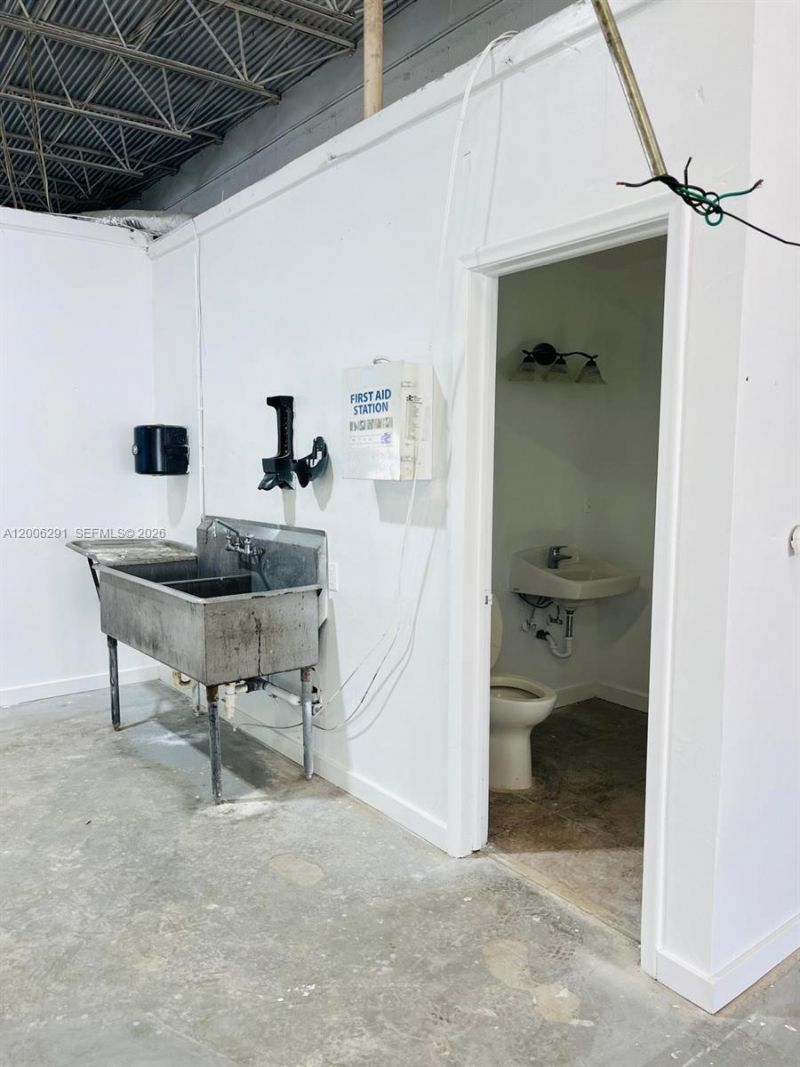 810 NW 1st Ave , Boca Raton, FL 33432 Photo