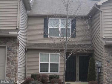 258 THRUSH DRIVE, HUMMELSTOWN, PA 17036