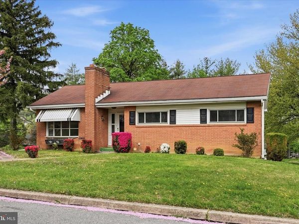904 CRESTVIEW AVENUE, READING, PA 19607