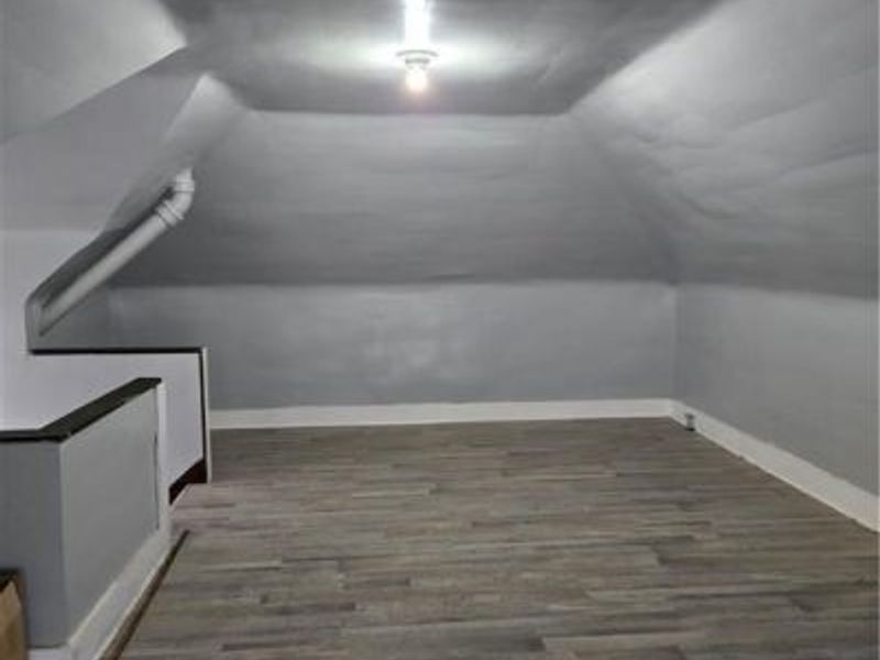 9502 Empire Avenue, Cleveland, OH 44108 Photo 14