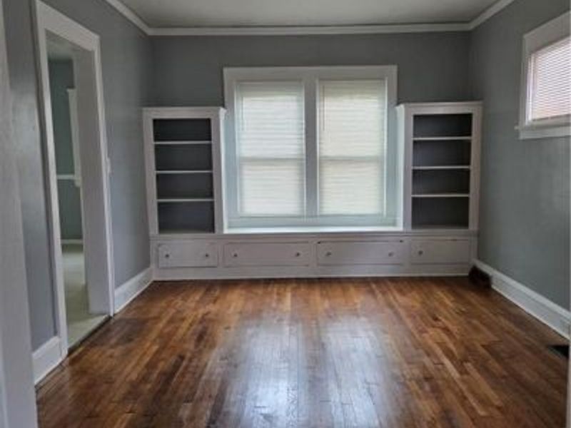 9502 Empire Avenue, Cleveland, OH 44108 Photo 7