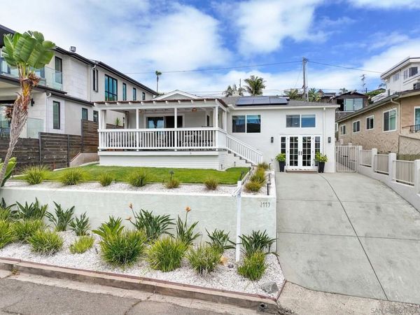 2449 Manchester Ave, Cardiff By The Sea, CA 92007