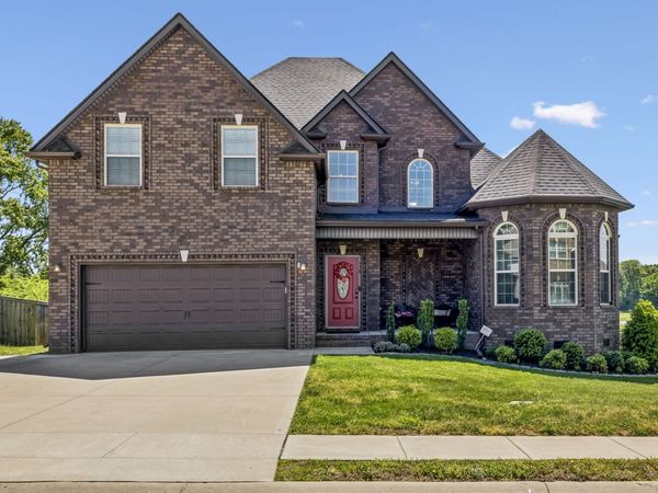538 Tacoma Dr, Clarksville, TN 37043