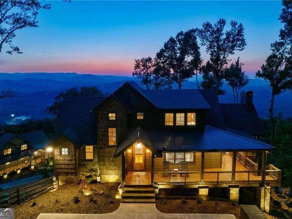 802 Overlook Drive, Blue Ridge, GA 30513